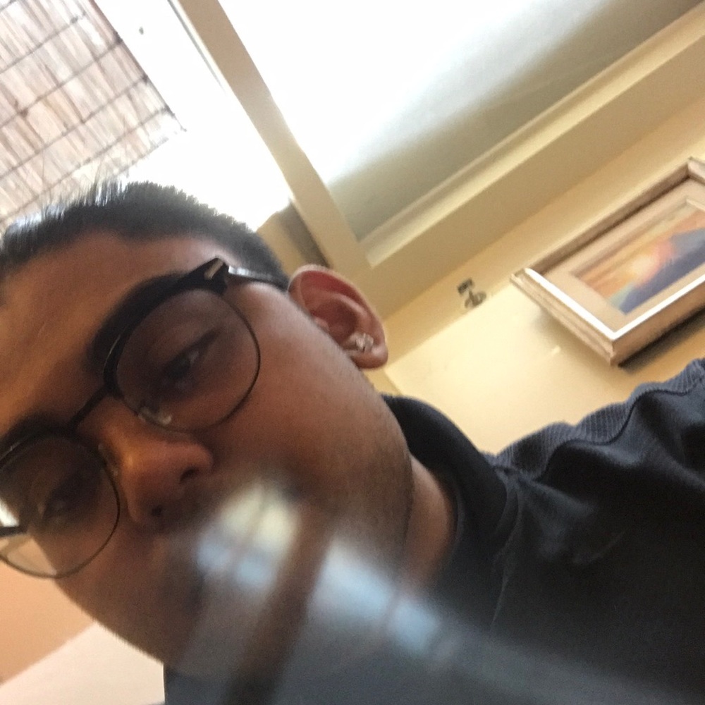 Meet your Posher, Noa